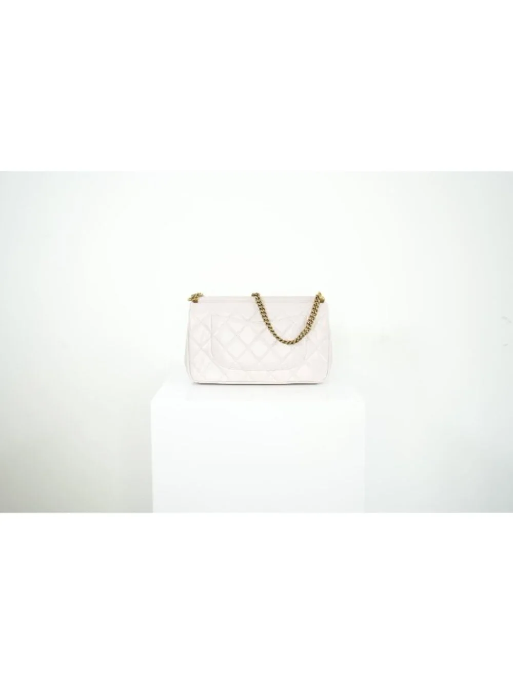 Chanel White Quilted Leather Shoulder Bag